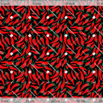 Красные чили перцы на черном. by Inna Borodulina 750 DPI