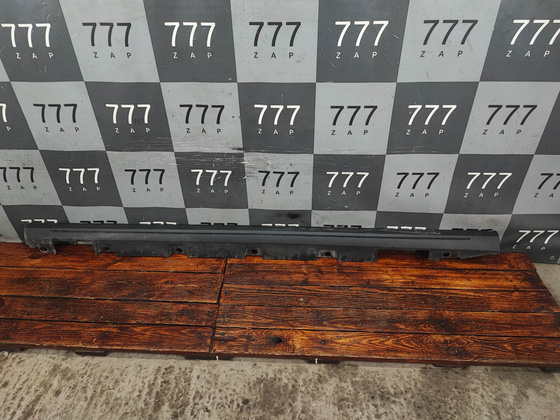 Накладка порога левого Haval Jolion 24-нв Б/У Оригинал 5006700XST01B