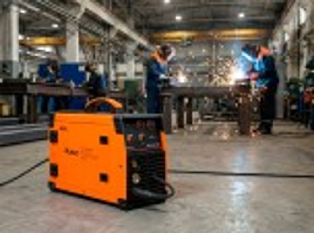 Сварочный полуавтомат СВАРОГ REAL MIG 200 (N24002N) многофункциональный (MIG/MAG, MMA) 00000095727