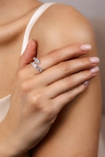 Кольцо "Змея" со вставками циркония