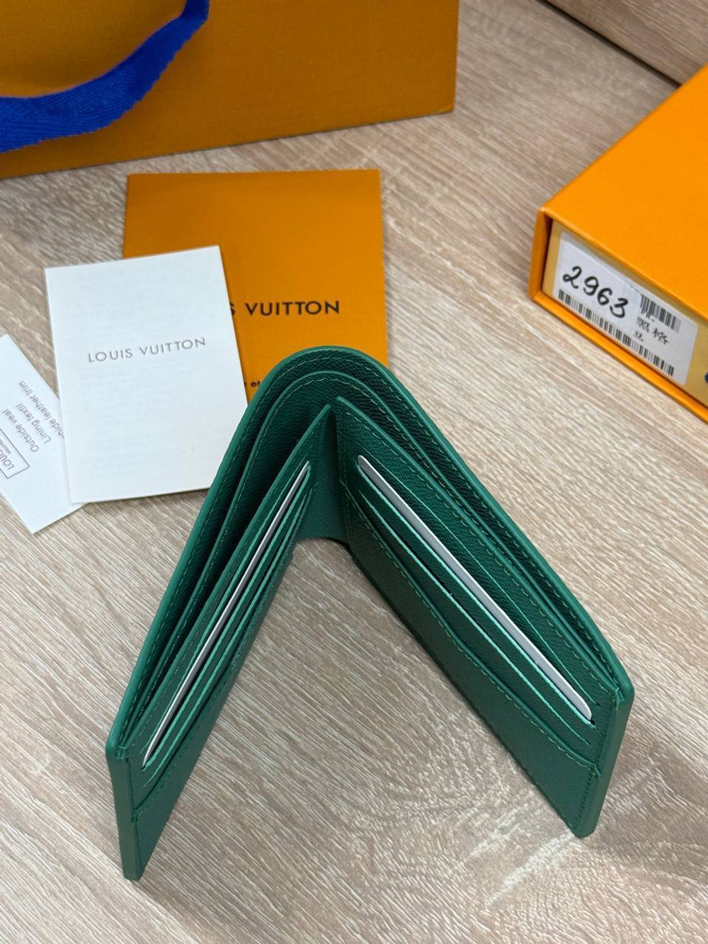 Кошелек Louis Vuitton