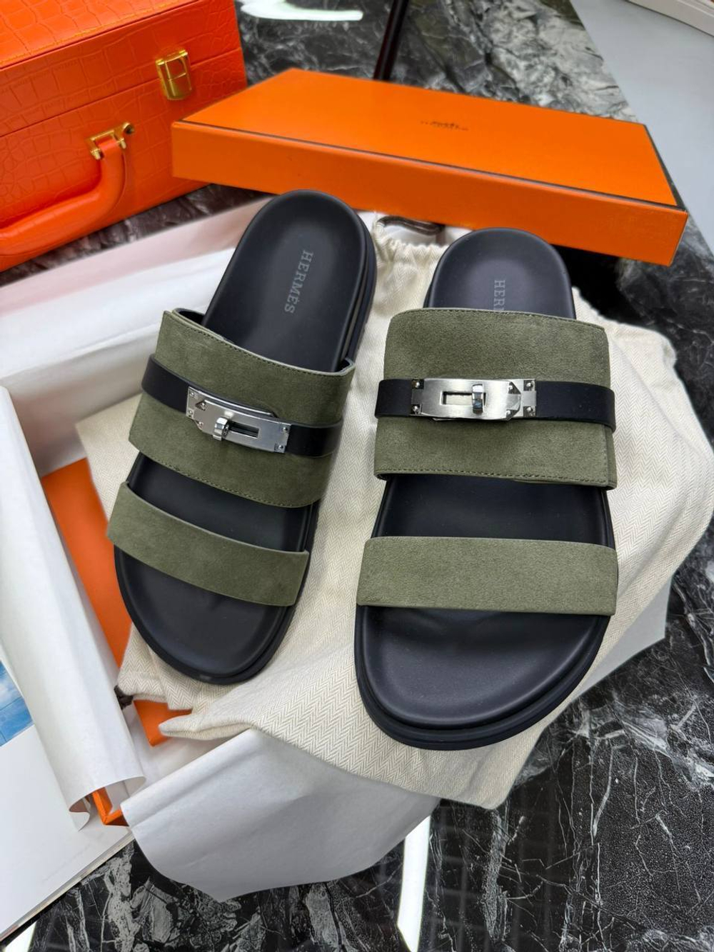 Шлепанцы Hermes