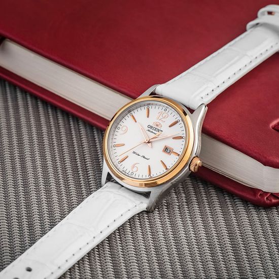 Женские часы Orient FNR1Q003W0