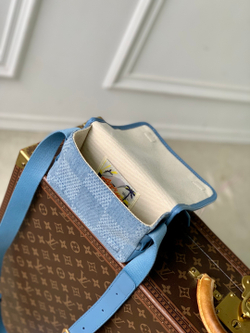 Louis Vuitton Bosphore Wearable Wallet