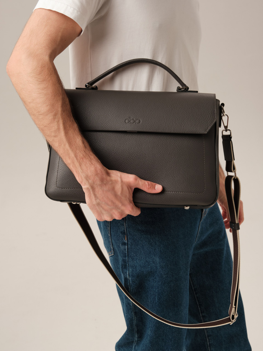 Мужская кожаная сумка Levi DBR 7115 темный лес