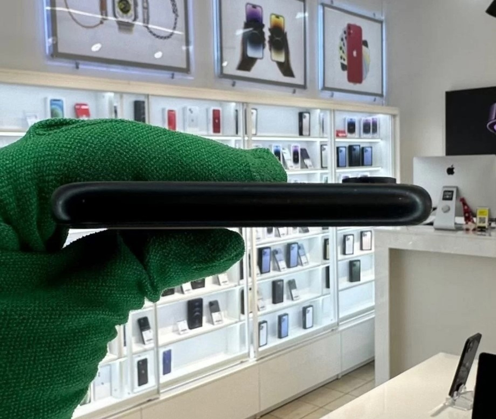 iPhone XR, 128 ГБ б/у