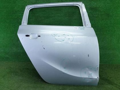 Дверь задняя правая Opel Zafira C (2011-2019)