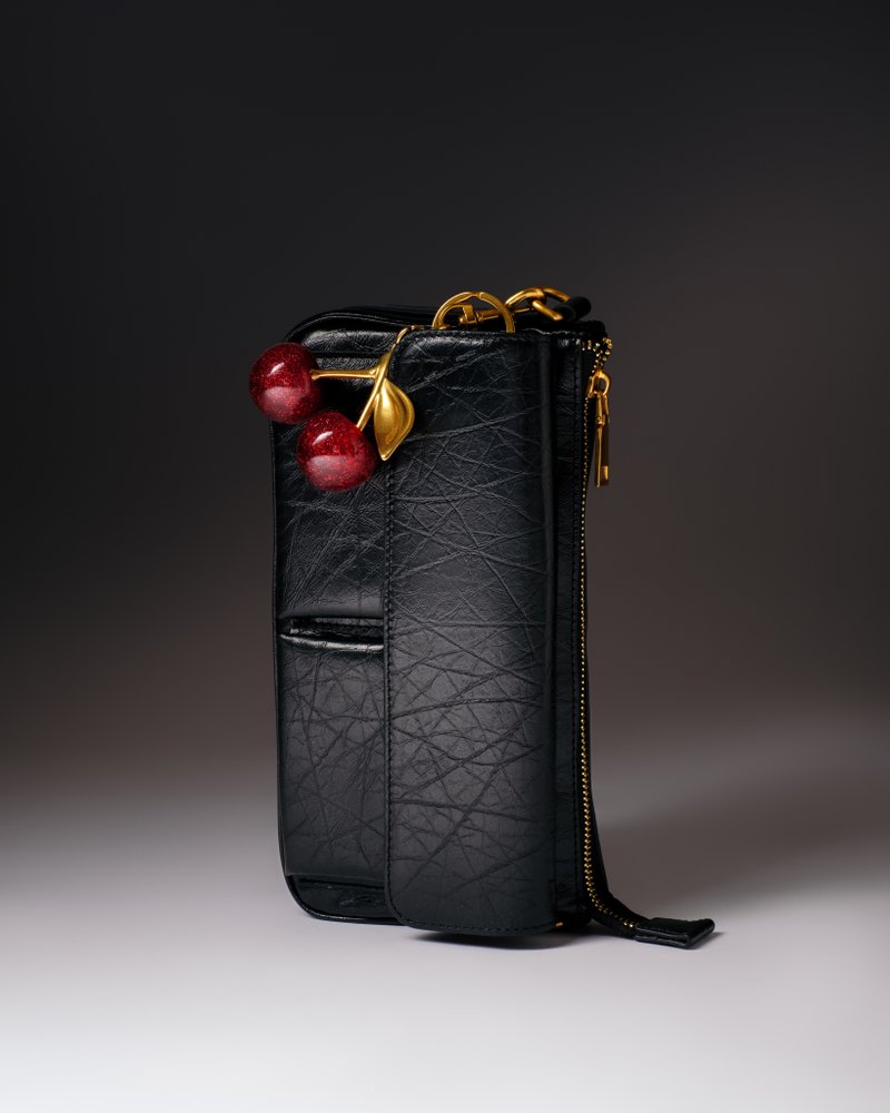 Брелок Вишня