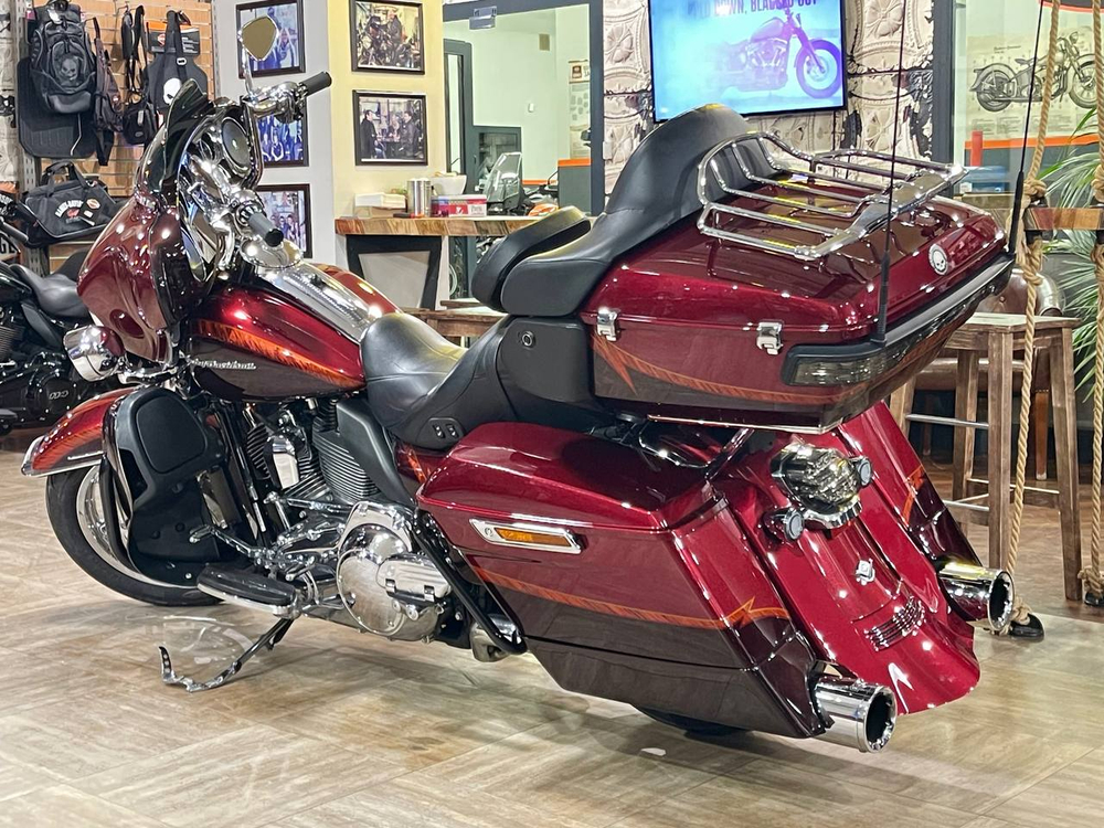 Harley-Davidson CVO Ultra Limited, 2014