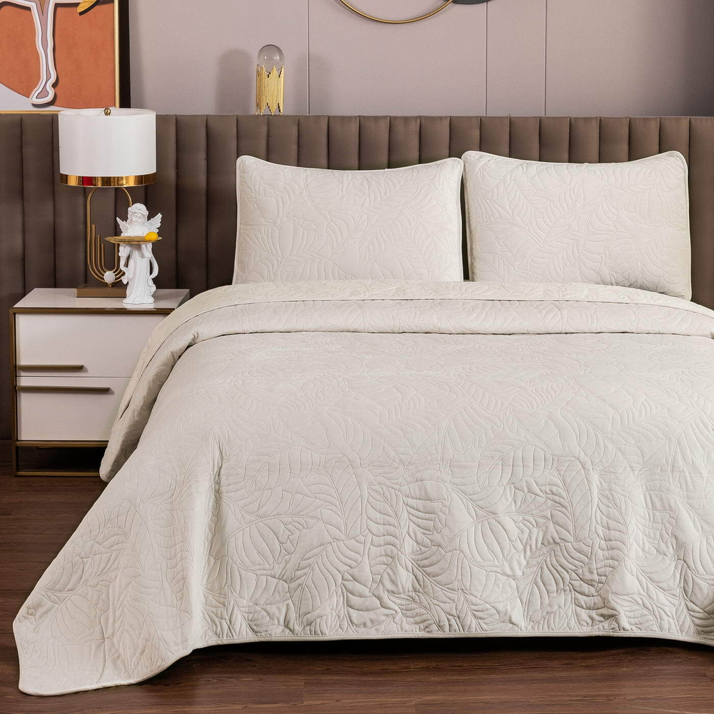 Покрывало 240х260 и 2 наволочки 50х70 Sofi De MarkO Мелисса кремовое