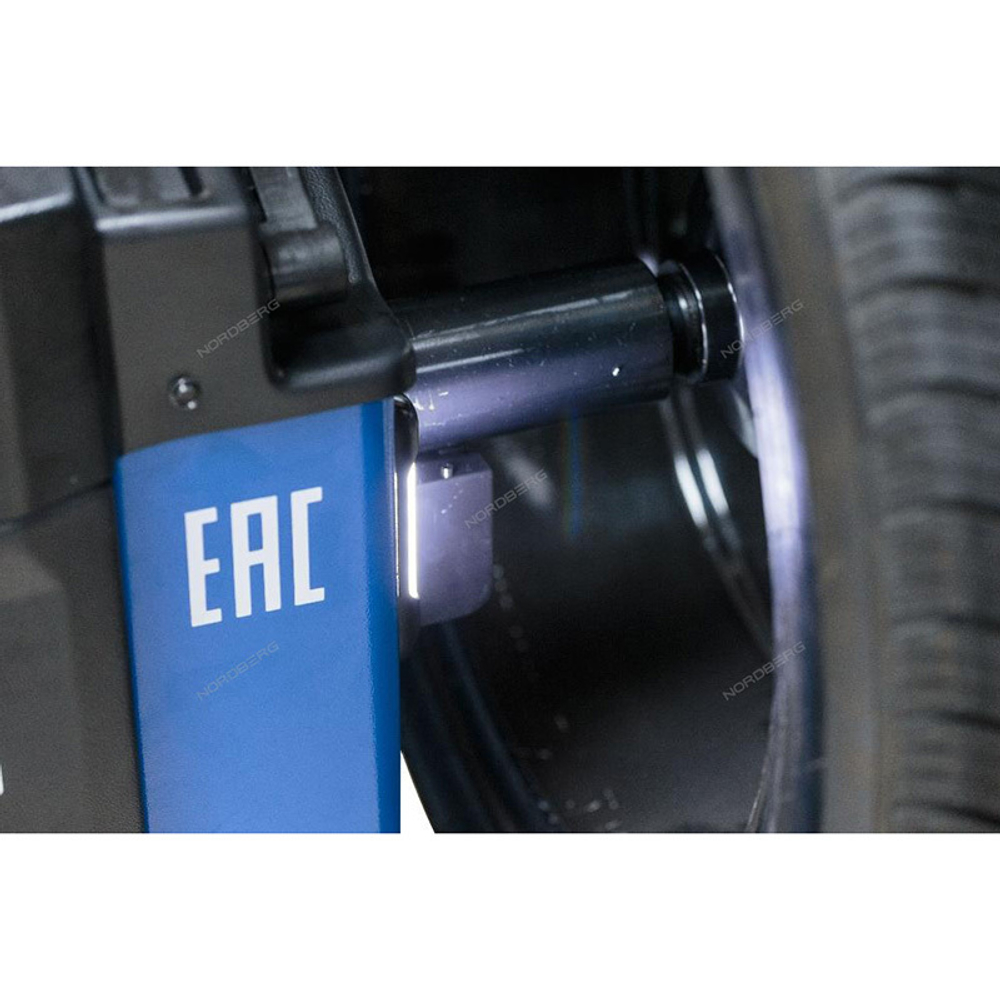 NORDBERG (4523A) Балансировочный станок автомат с дисплеем