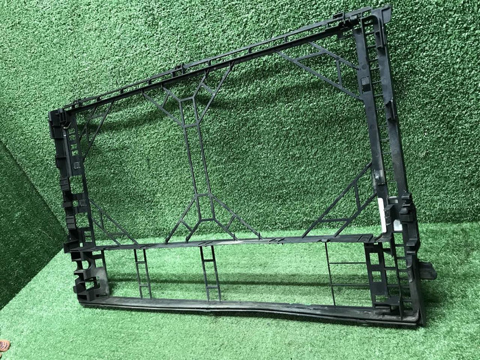 Дефлектор радиатора Porsche Panamera 971 (16-24)