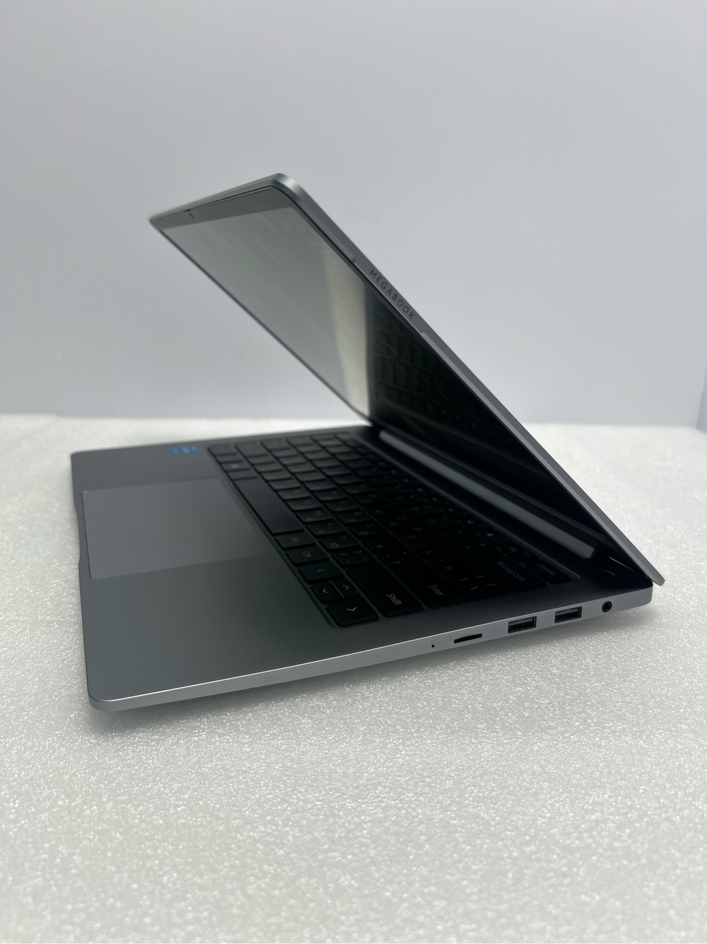 Ноутбук Tecno MegaBook T14AA 14"/Intel Core i5-12450H/RAM 16GB/SSD 512GB/Intel UHD Graphics/1920x1080/IPS/Windows 11/Подсветка - кл:LED/Cерый космос. Состояние: B1