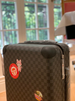 Louis Vuitton Horizon 55