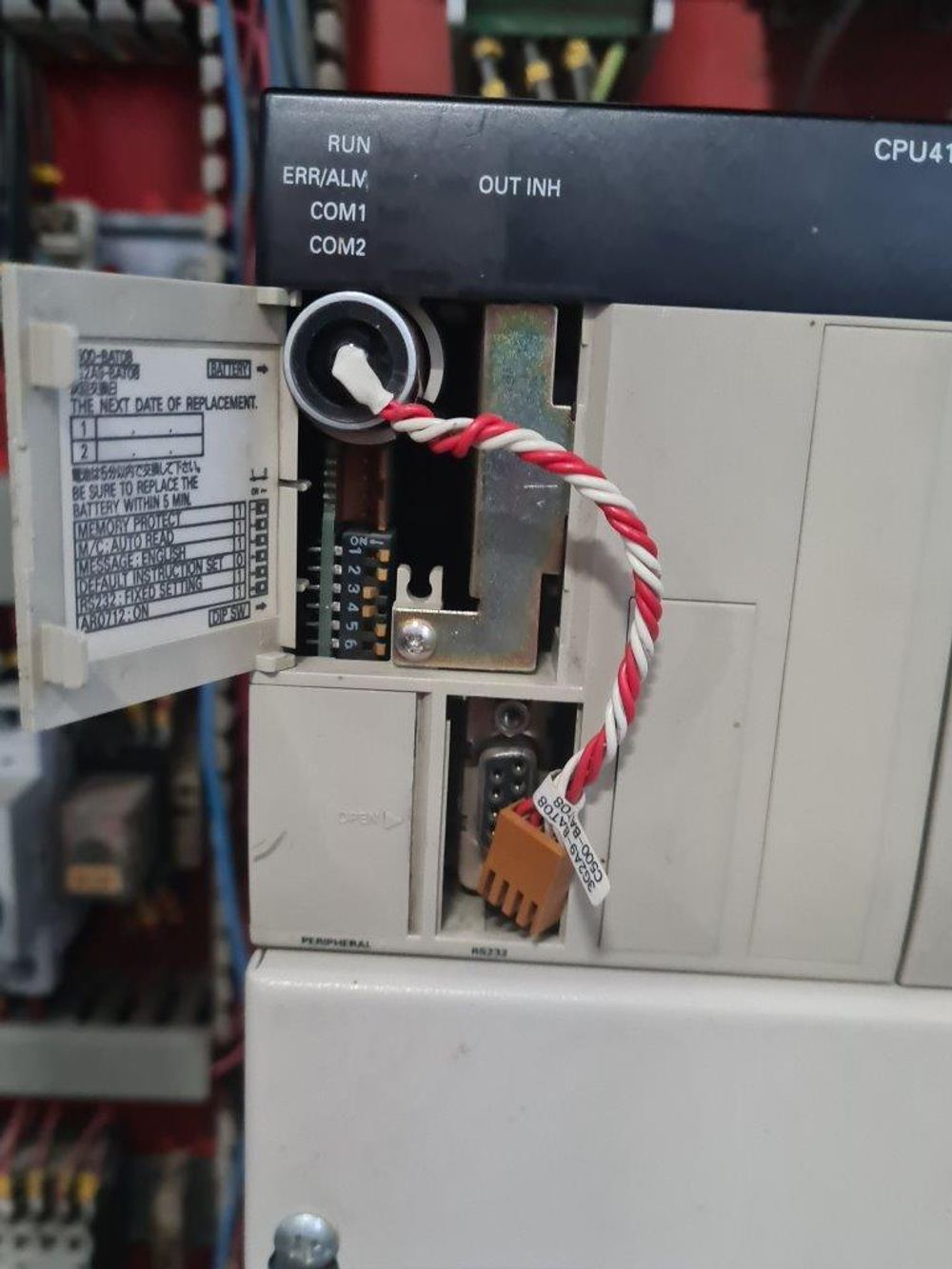 Замена батареи для контроллеров OMRON CPU41-V1