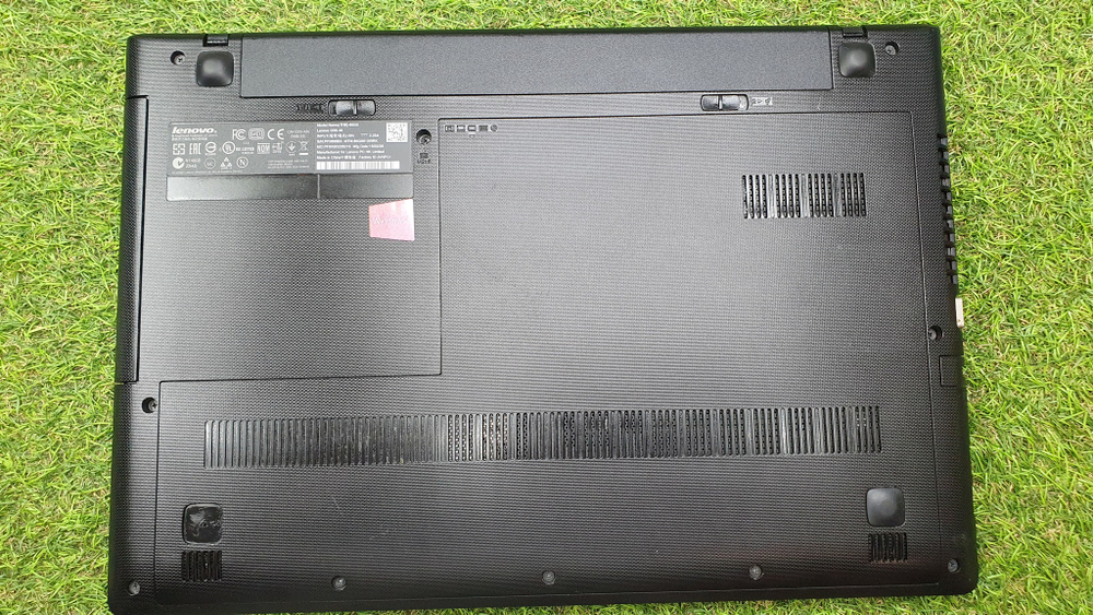 Ноутбук Lenovo Celeron/2 Gb