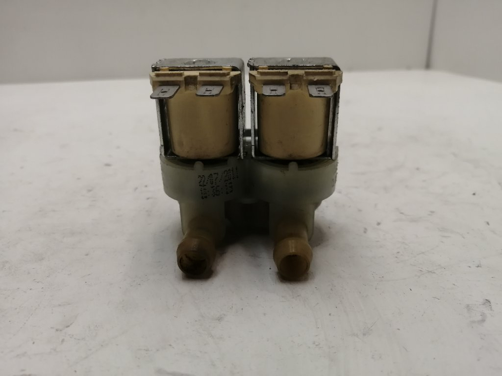 WF1600WCW/YLP кт112 Клапан подачи воды для стиральной машины Samsung WF1600WCW б/у
