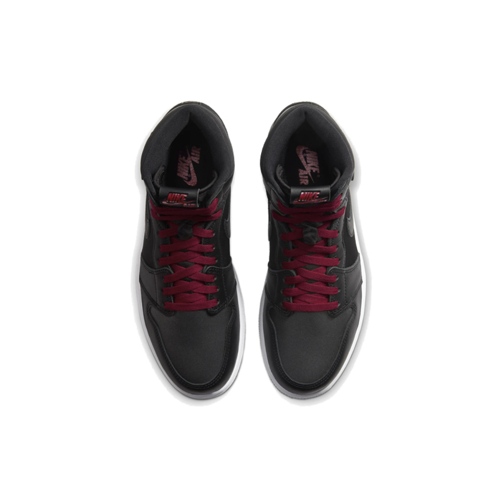 Кроссовки Air Jordan 1 Retro High OG Black Satin