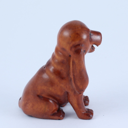 Нэцкэ Собака сидит с длинными ушами