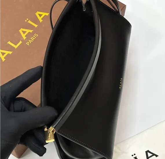 Сумка ALAIA LE CLICK EAST WEST
