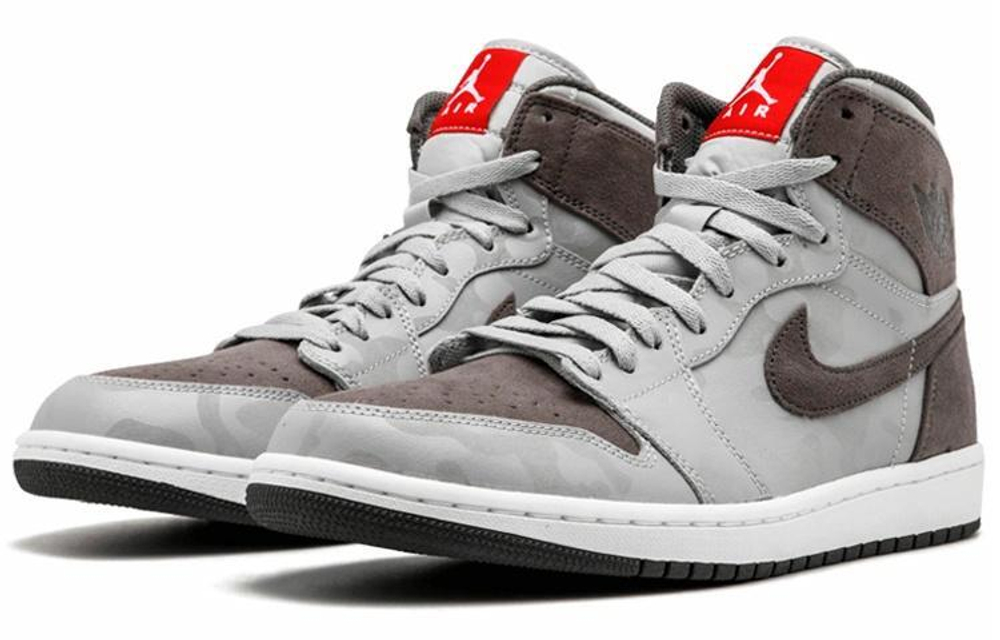 Кроссовки Jordan Air Jordan 1 Retro High Camo 3M Wolf Grey