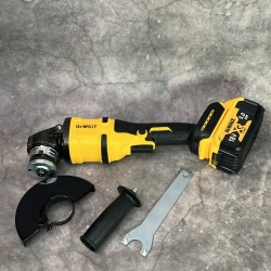 Шуруповерт и УШМ(болгарка) DeWALT / Набор аккумуляторного инструмента Dewalt / Набор электроинструмента шуруповерт и болгарка 2АКБ