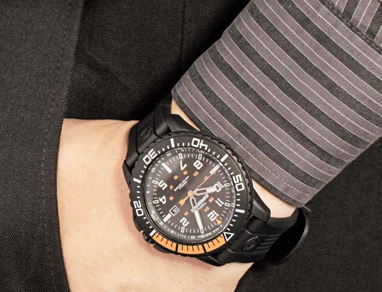 Наручные часы Timex T49940