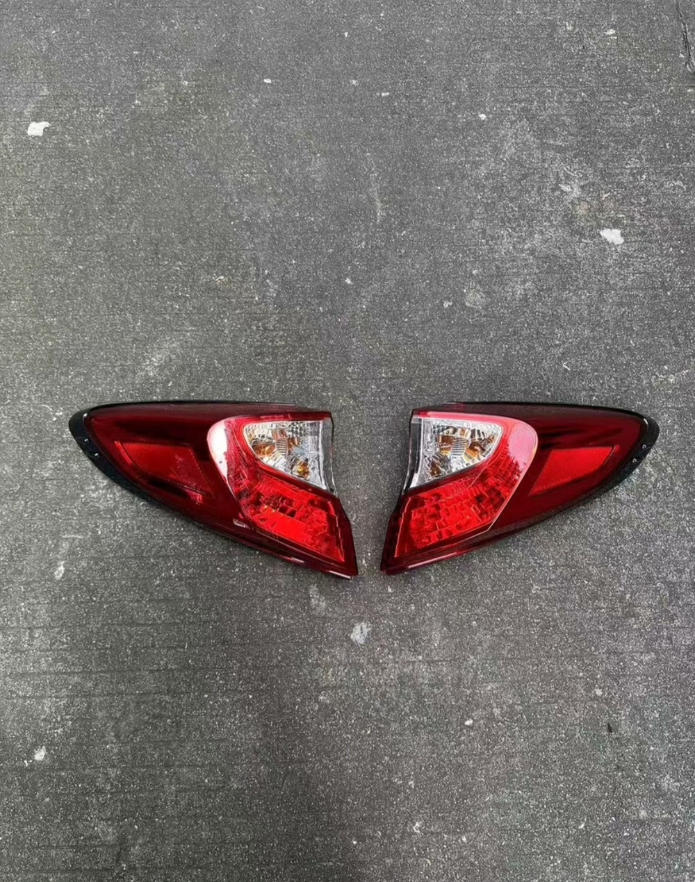 Задние фонари Toyota C-HR/IZOA оригинал