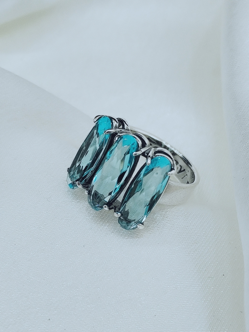 "Филиппэ" кольцо в серебряном покрытии из коллекции "Romantic" от Jenavi
