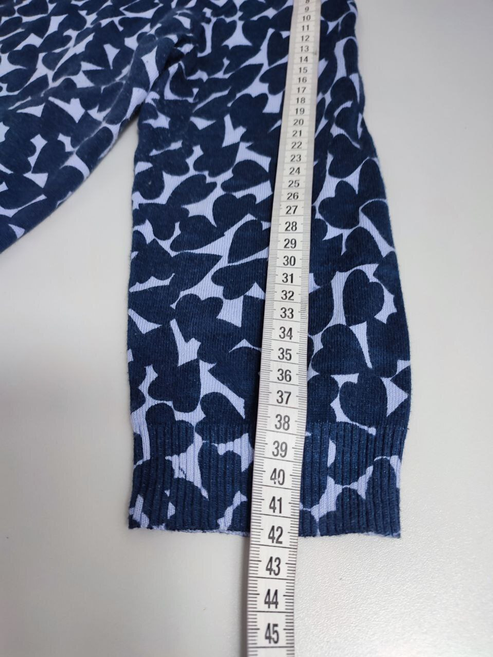 Джемпер H&M с принтом 46 размер