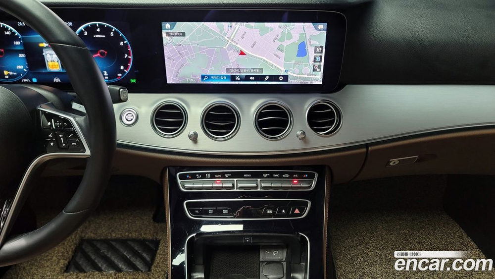 Mercedes-Benz E-Class W213 E250 Avangarde (12.2020)