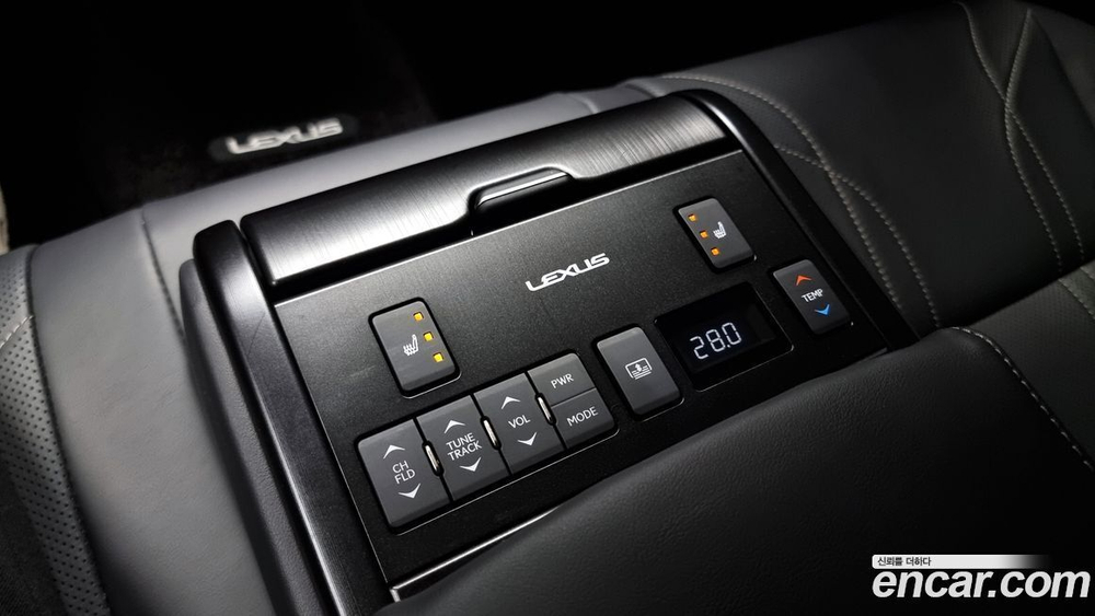 Lexus ES300h 7 Generation Luxury Plus (02.2022)