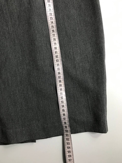 Платье Perfetta с акцентом на талии, визуально на 46 размер