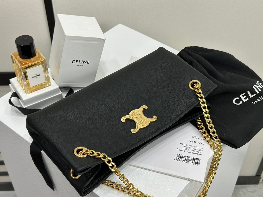 Celine Newspaper 31 cm