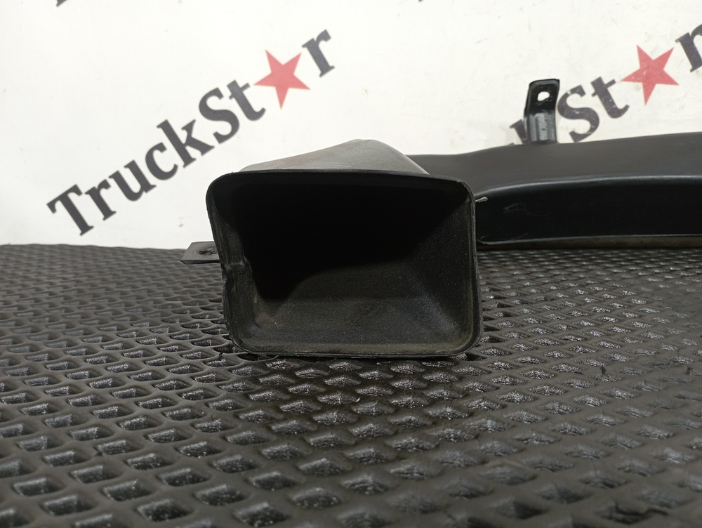 Воздуховод отопителя