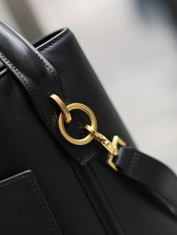 Saint Laurent Le 5 A 7 26 cm