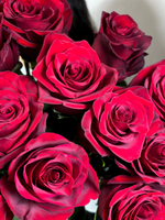 Букет "Алая классика" 15шт