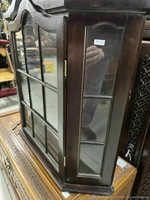 Настенная витрина/аптечка