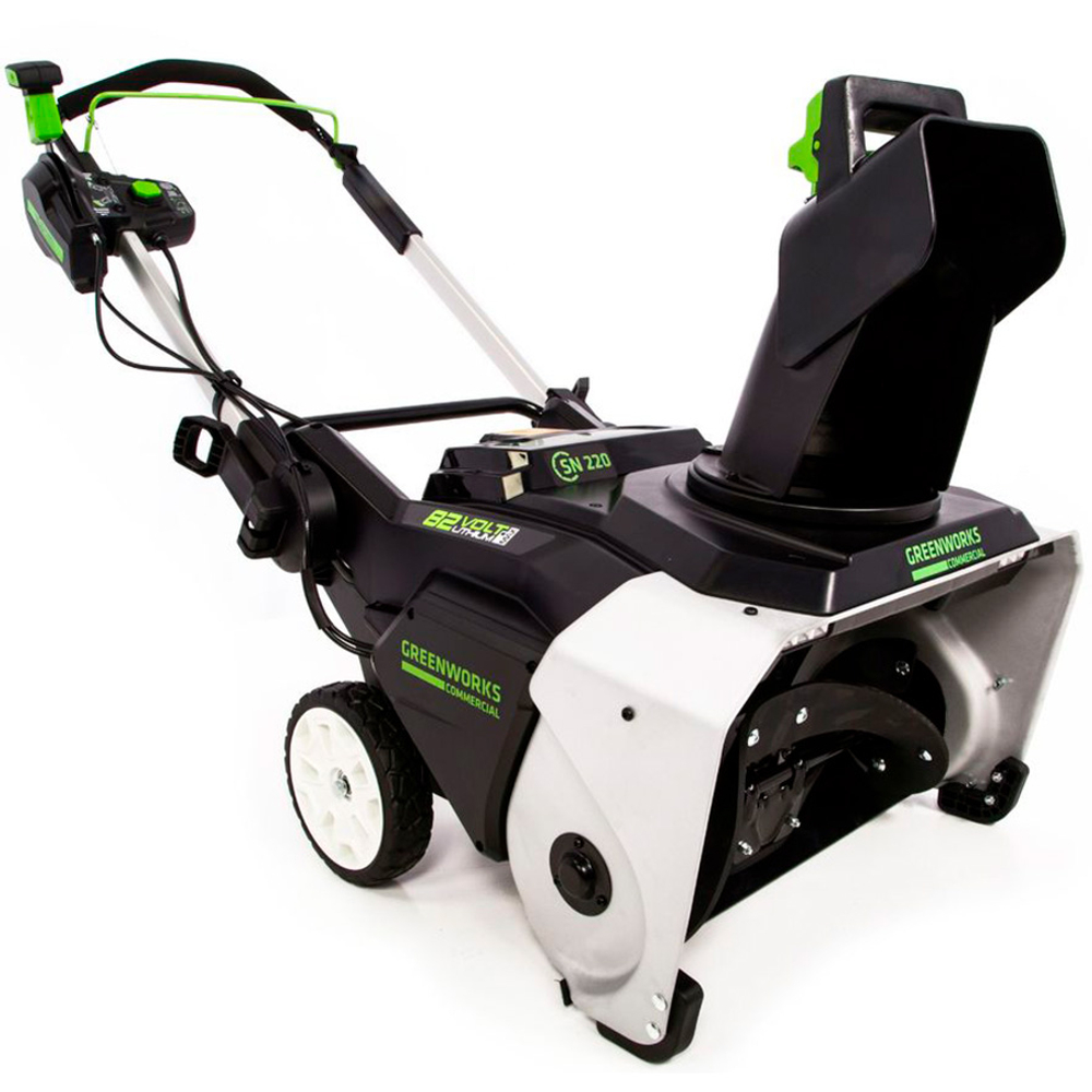 Аккумуляторный снегоуборщик Greenworks GD82STK5