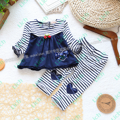 Костюм детский из кофточки с длинным рукавом и бридж в полоску