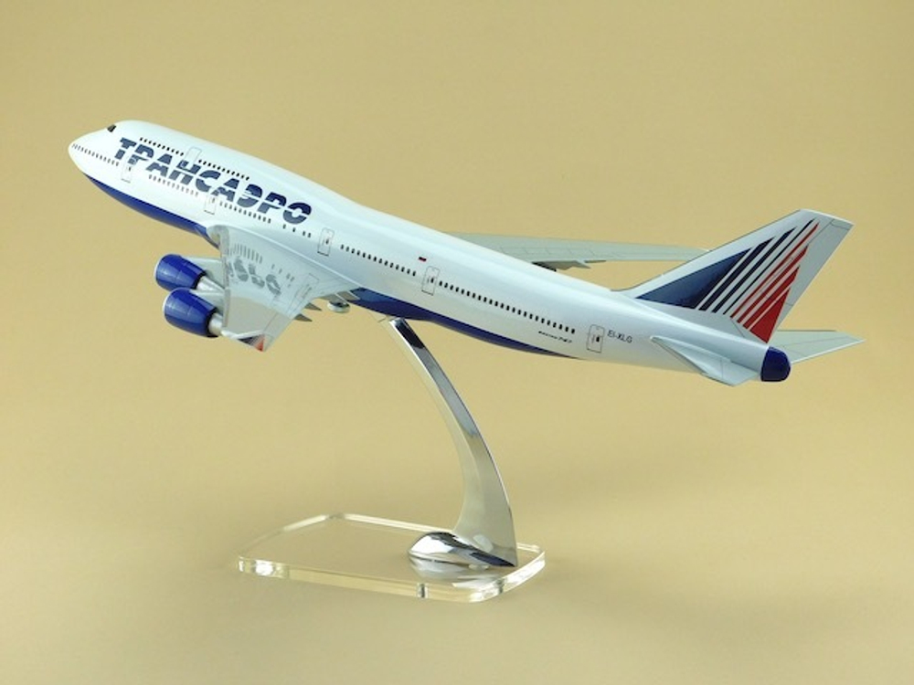 Модель самолета Boeing 747-400 (М1:144, Transaero)