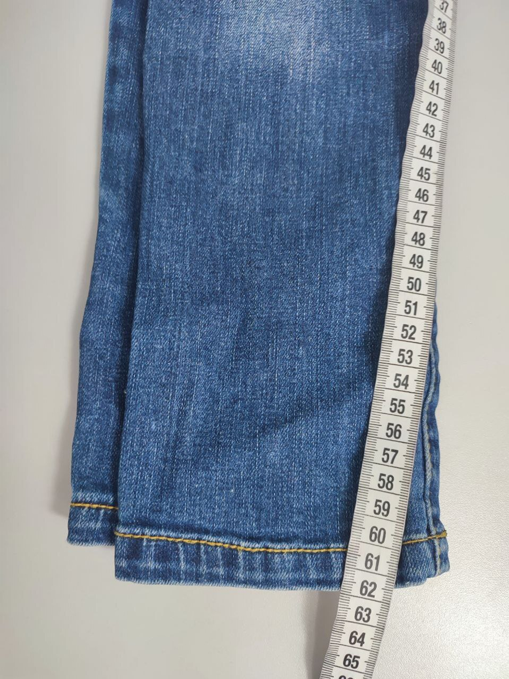 Джинсы Zara стильные на 7-8 лет