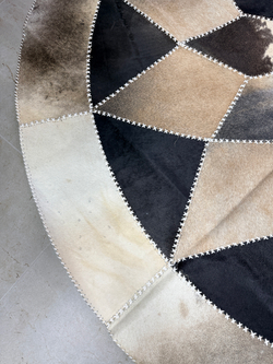 Ковер круглый натуральный на пол / Телячья шкура / 200 см