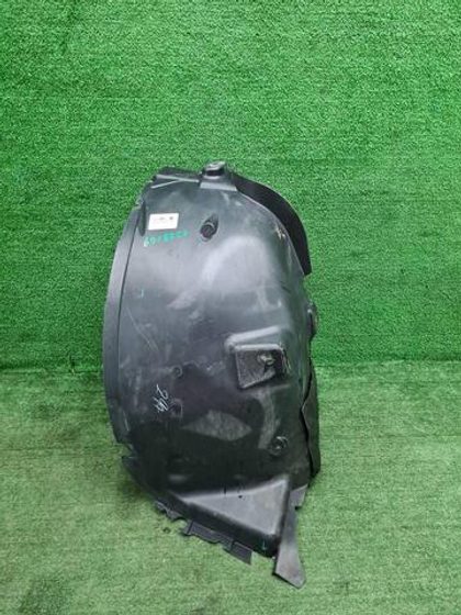 Подкрылок передний правый LR Discovery Sport 14-нв