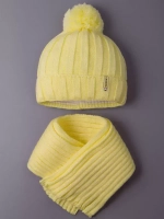 Шапка детская осенняя и шарф