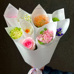 Дофаминовый букет в корейском стиле, размер S/ Цветы/ букет от RoseMarkt