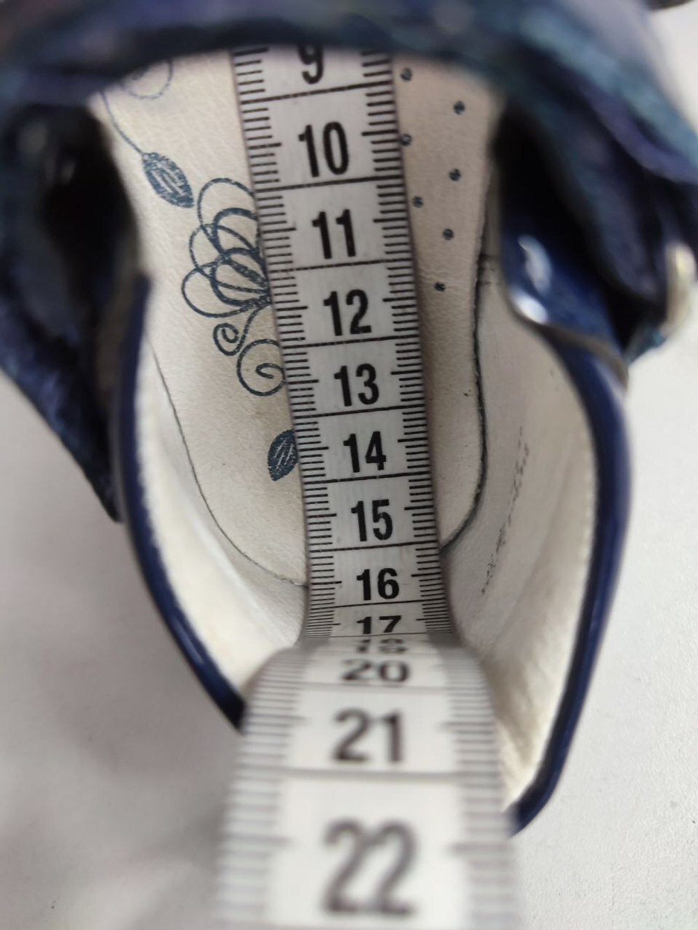 Туфли Kapika красивые 24 размер