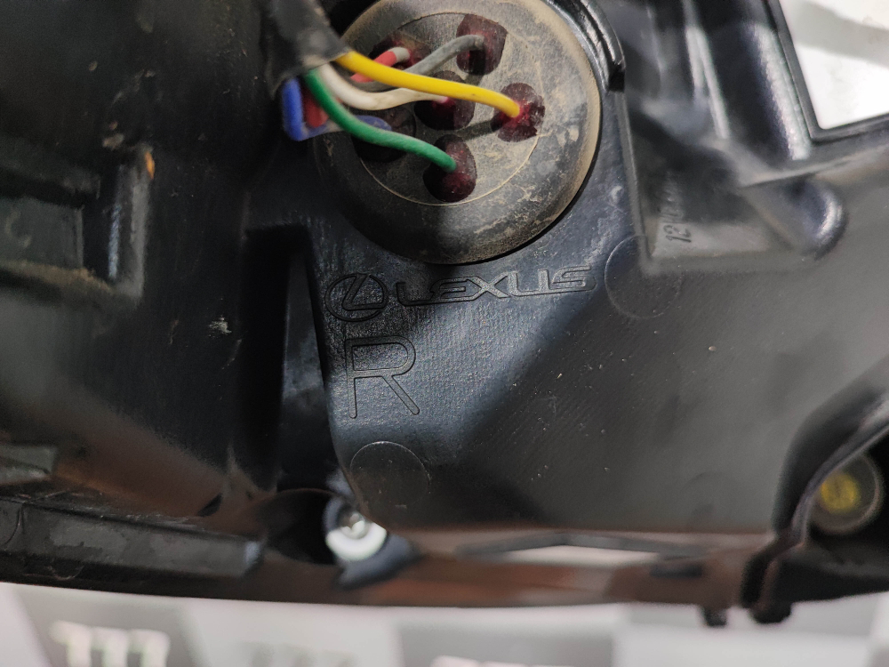 Фонарь зaдний пpавый Lexus RX 4 19-22 Б/У Оригинал 8155048470