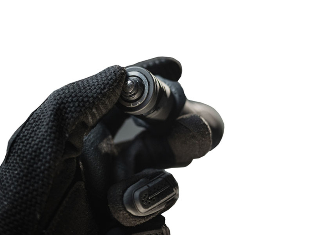 Фонарь светодиодный тактический Armytek Predator Pro Magnet USB, 1500 лм, холодный свет, аккумулятор