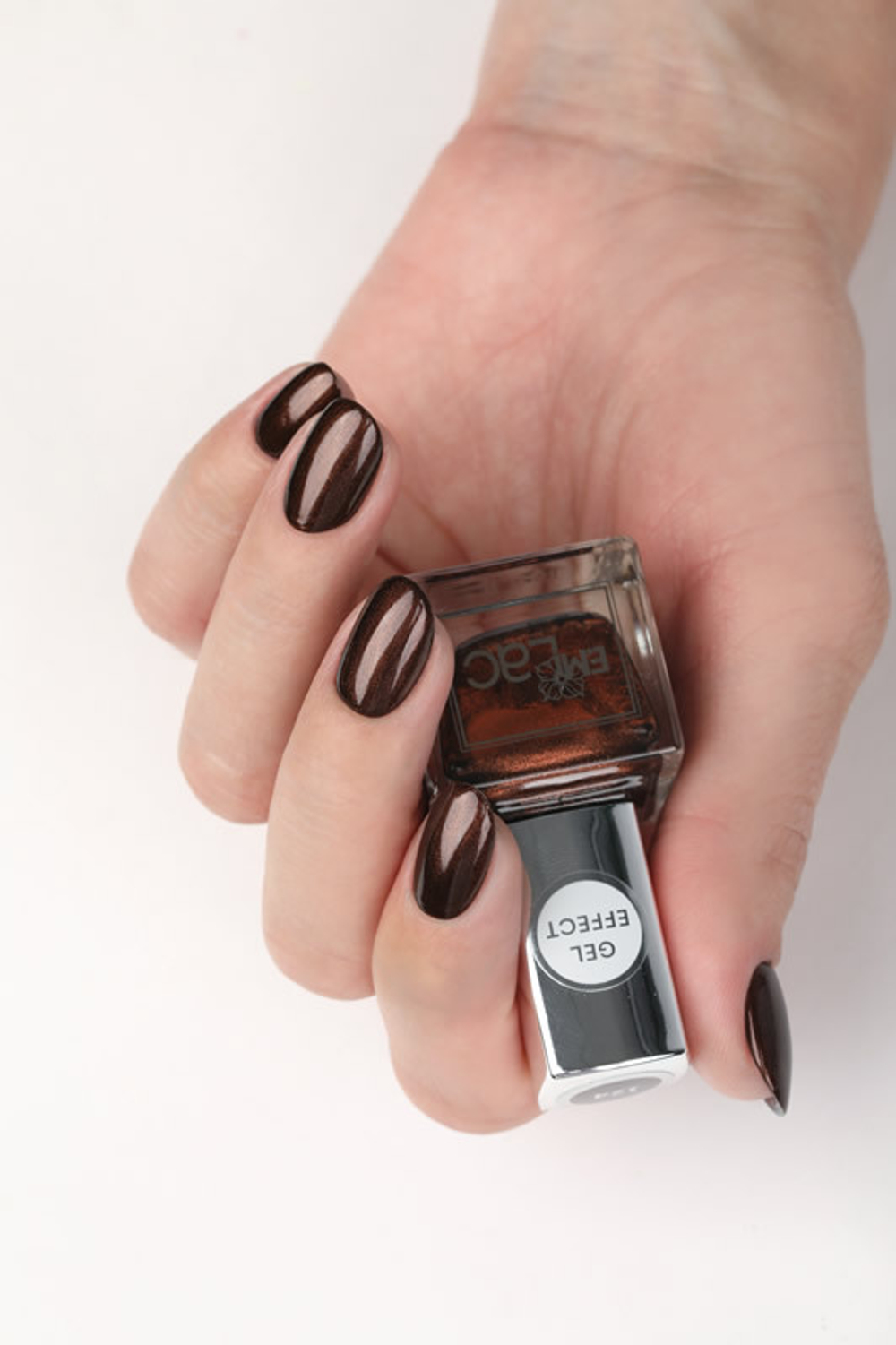 Emi Ультрастойкий лак Gel Effect Ночь в Манхэттене №124, 9 мл.